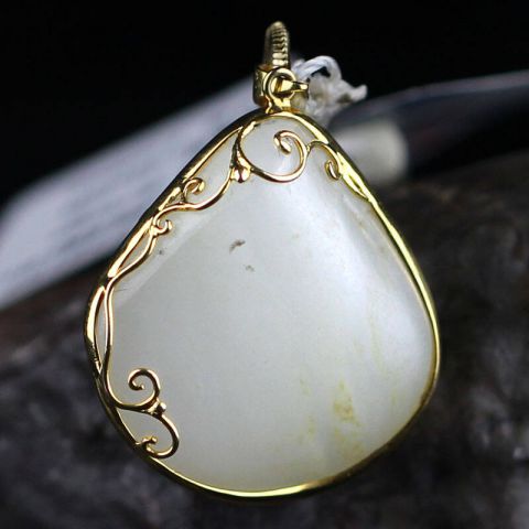 和田玉金镶玉原石