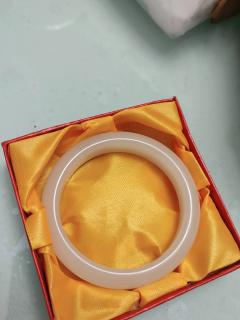 和田玉手镯 和田玉 白玉手镯 57*带