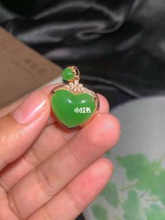 苹果绿 吊坠 豪华镶嵌